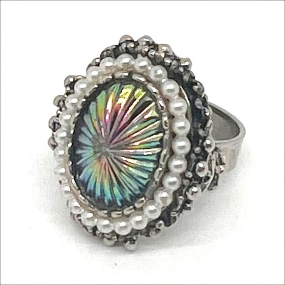 Vintage Jewelry - Vintage 60s Iridescent Faux Pearl Silver Tone Adjustable Ring